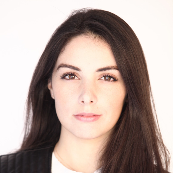Meet your Posher, Alessandra - Picture 1 of 1